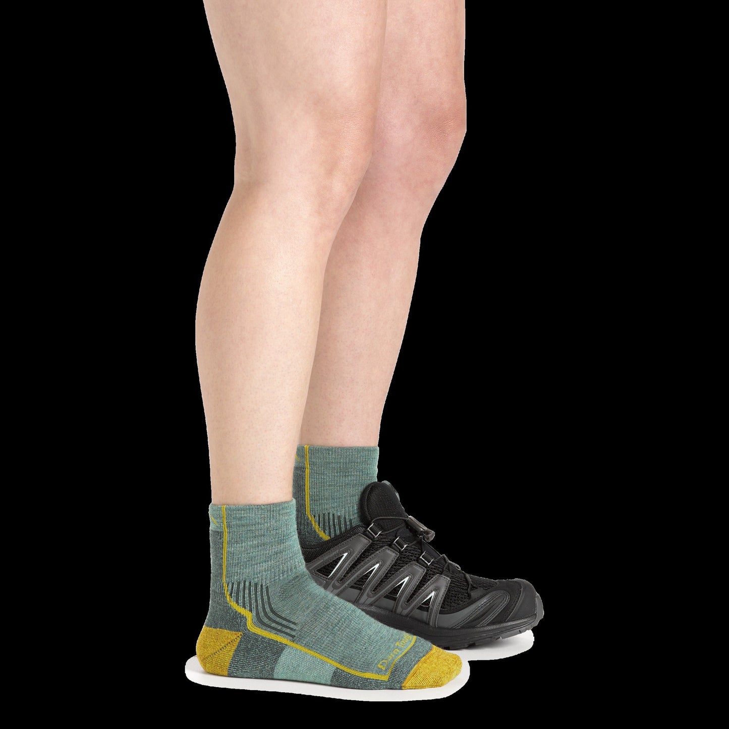 Women's Hiker Quarter Midweight Hiking Socks